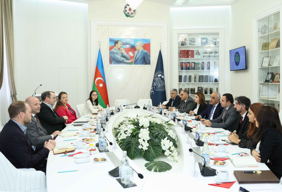 UNEC ilə QS Beynəlxalq Reytinq Agentliyi arasında əməkdaşlıq müqaviləsi imzalanıb