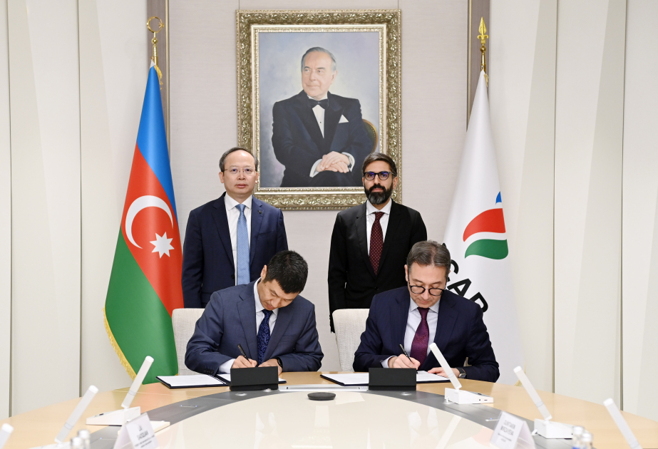 L’entreprise SOCAR Green et la société publique chinoise PowerChina signent un mémorandum d’accord