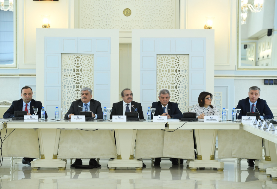 Milli Məclis komitələrinin birgə iclasında 2025-ci ilin dövlət büdcəsinin layihəsinə baxılıb