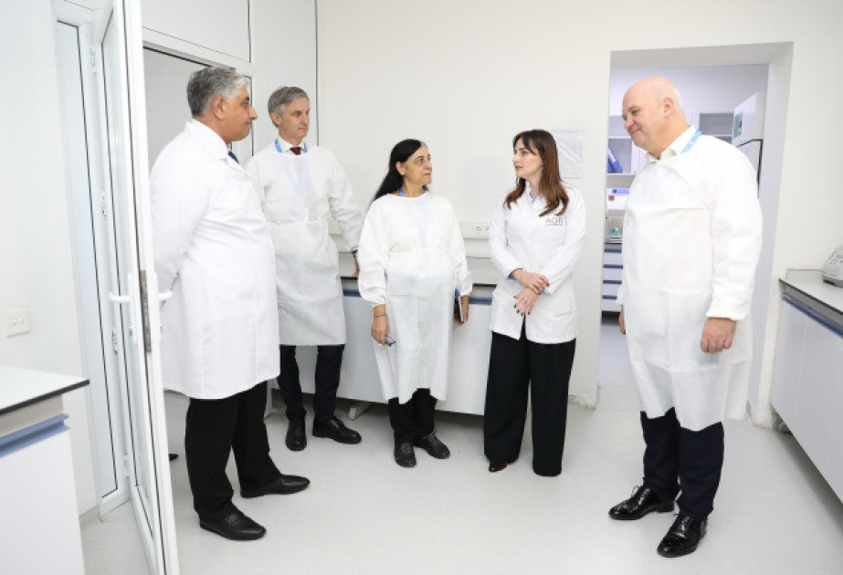 Toni Holohan: AQTİ laboratoriyaları müasir tələblərə cavab verir