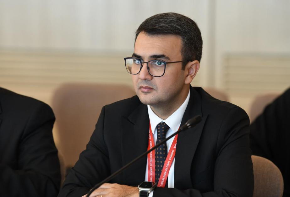 Multikulturalizm Mərkəzinin rəhbəri “İslamın minarəsi” jurnalının redaksiya heyətinə daxil edilib