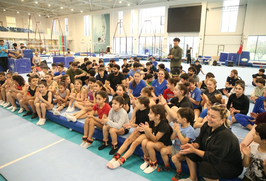 Paris Olimpiadasının gümüş mükafatçısı Azərbaycana gəlib