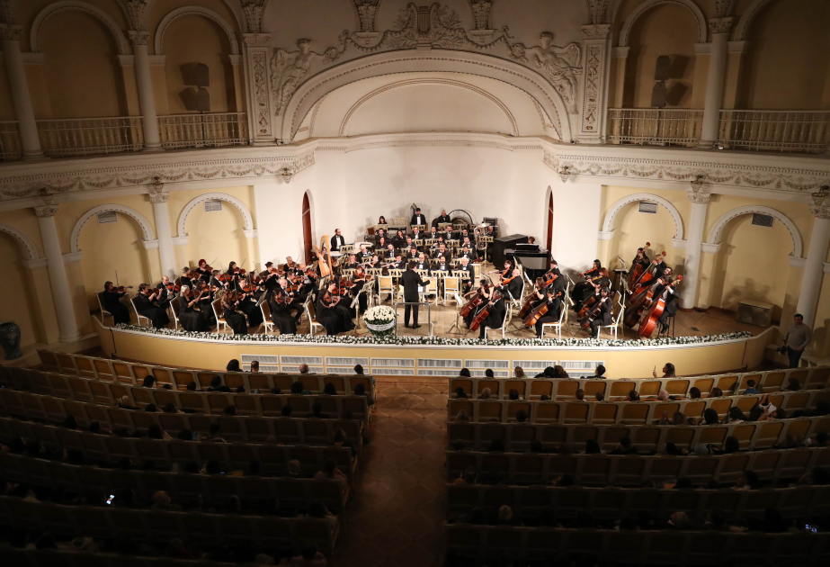 Bəstəkarlar İttifaqının 90 illiyi münasibətilə konsert proqramı təqdim olunub
