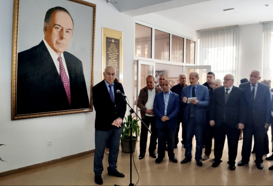 Salyanda “Akvarel yağışı” adlı rəsm sərgisi açılıb