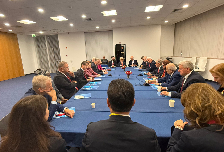 Commemorative coin symbolizing Nizami Ganjavi's heritage presented to UN Secretary-General