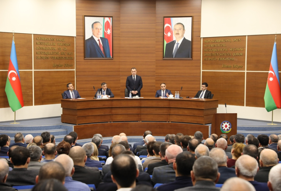 Bakı şəhərində qarlı havalara hazırlıq tədbirləri davam edir
