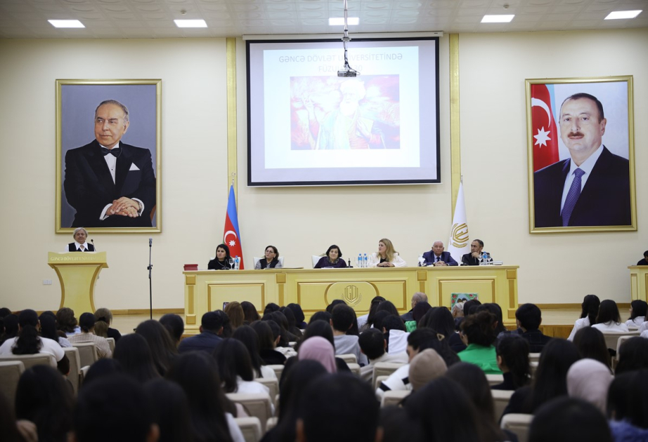 GDU-da Məhəmməd Füzulinin yaradıcılığından danışılıb