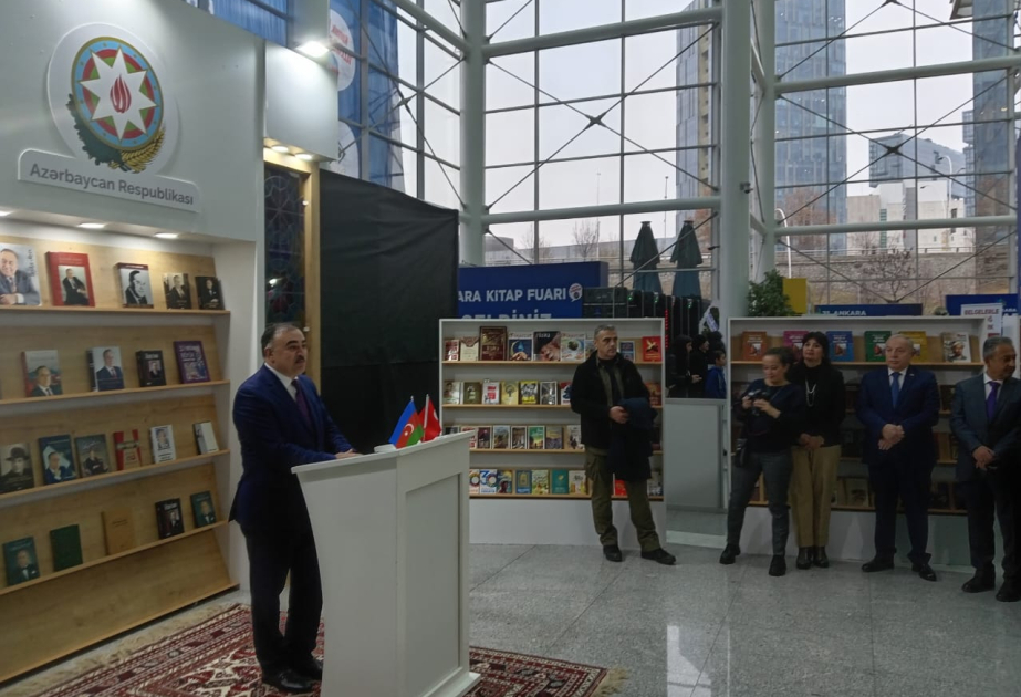 Ankarada Ulu Öndər Heydər Əliyevin xatirəsi anılıb