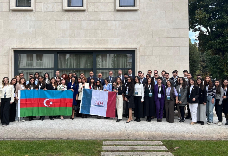 ADA Universitetinin 3-cü Məzun Forumu İtaliyada keçirilib VİDEO