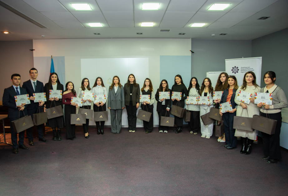 BDU-nun 6 tələbəsi “MEDİAlab” layihəsi çərçivəsində mükafatlandırılıb