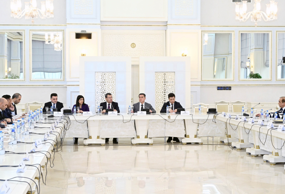 Parlamentin iki komitəsi birgə iclas keçirib, bir sıra məsələlər müzakirə olunub