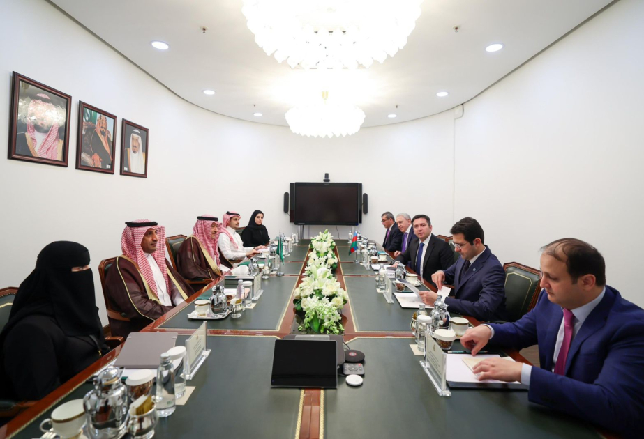 Se celebran consultas políticas entre Azerbaiyán y Arabia Saudí