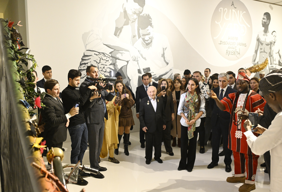 Heydar Aliyev Center hosts exhibition “Reclaimed Beauty”