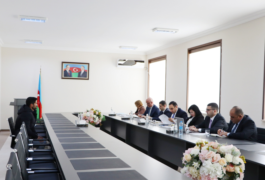 Kənd təsərrüfatı nazirinin müavini Naxçıvanda vətəndaşların müraciətlərini dinləyib