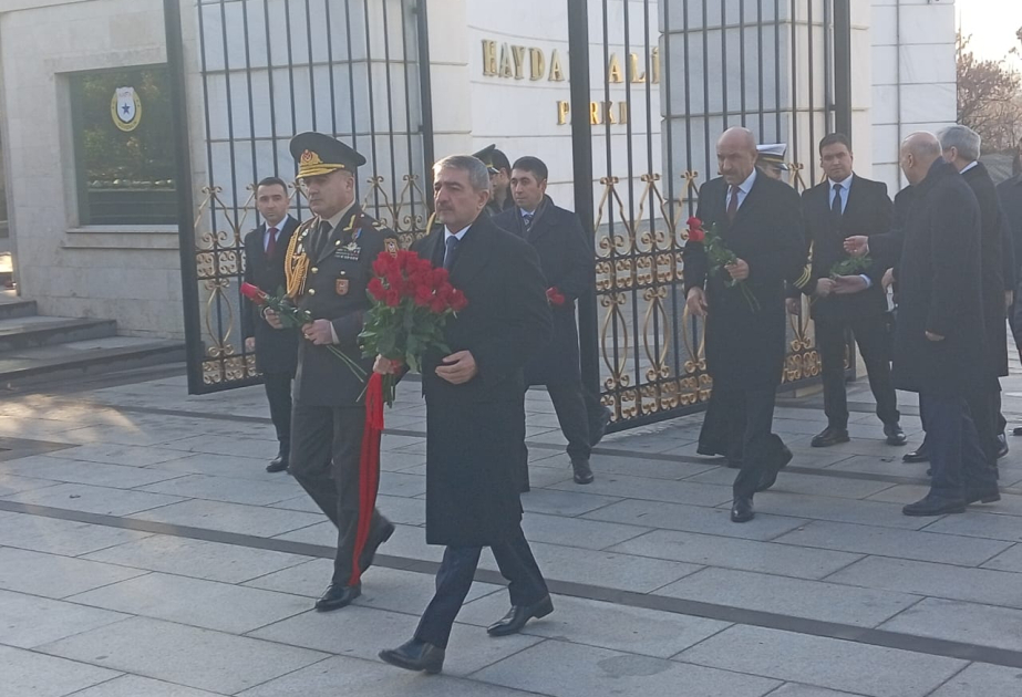 Начальник Госпогранслужбы Азербайджана почтил в Анкаре память Гейдара Алиева