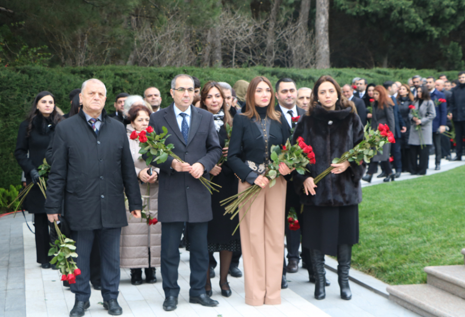 Azərbaycan Universitetində Ümummilli Lider Heydər Əliyevin xatirəsi anılıb