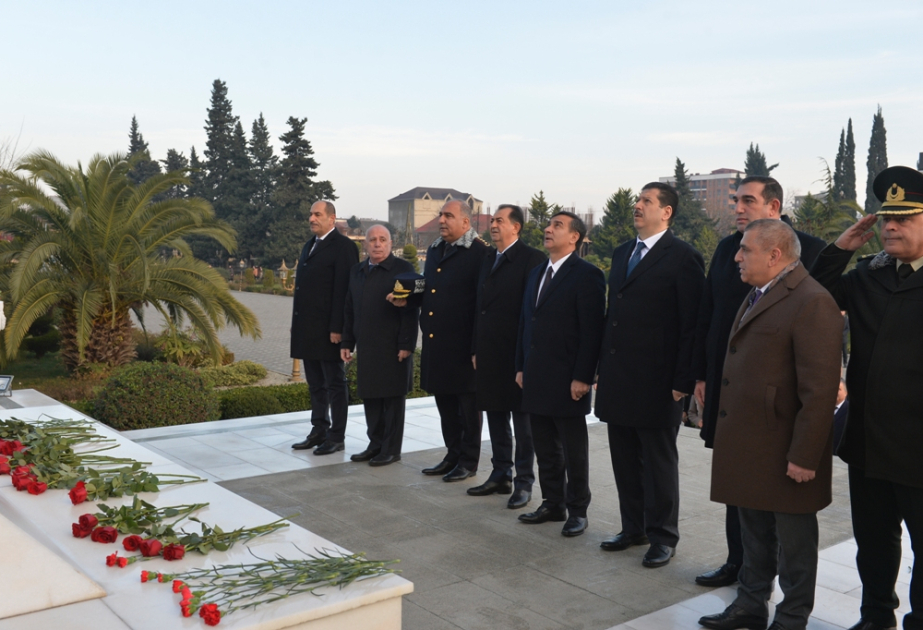 Lənkəranda Ümummilli Liderin anım günü qeyd olunub