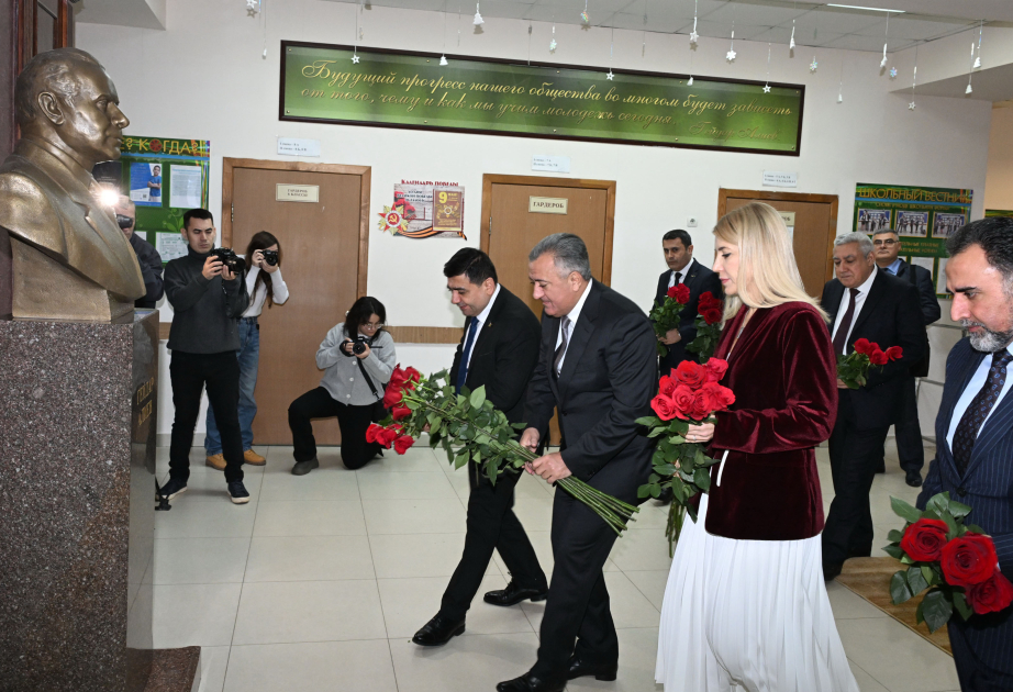 Həştərxanda Heydər Əliyevin adına məktəbin kollektivi ilə görüş keçirilib VİDEO