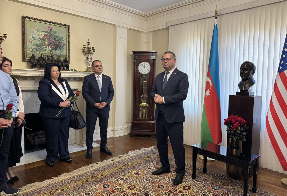 En Washington se honró la memoria del gran líder Heydar Aliyev