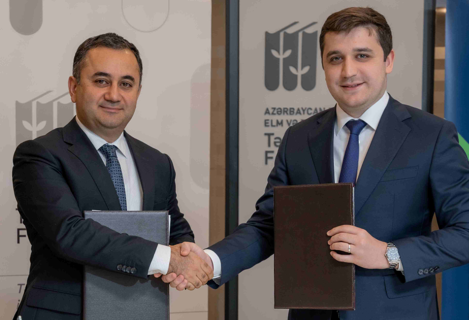 Yüksək Texnologiyalar Parkı və Təhsilin İnkişafı Fondu arasında anlaşma memorandumu imzalanıb