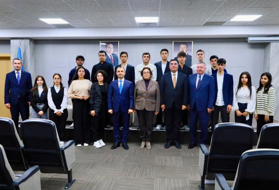 “Elm və texnologiya” təqaüdünə BANM-in 13 tələbəsi layiq görülüb