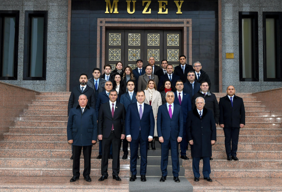 Naxçıvanda “Heydər Əliyev və Azərbaycan həmkarlar ittifaqları” mövzusunda konfrans keçirilib - YENİLƏNİB