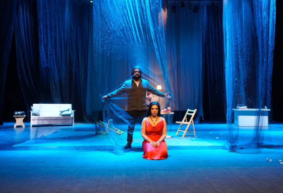 Akademik Musiqili Teatr Gəncədə “Qadınım” tamaşası ilə çıxış edib