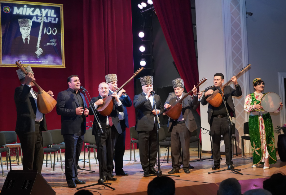 Ustad aşıq Mikayıl Azaflının anadan olmasının 100 illiyi qeyd edilib