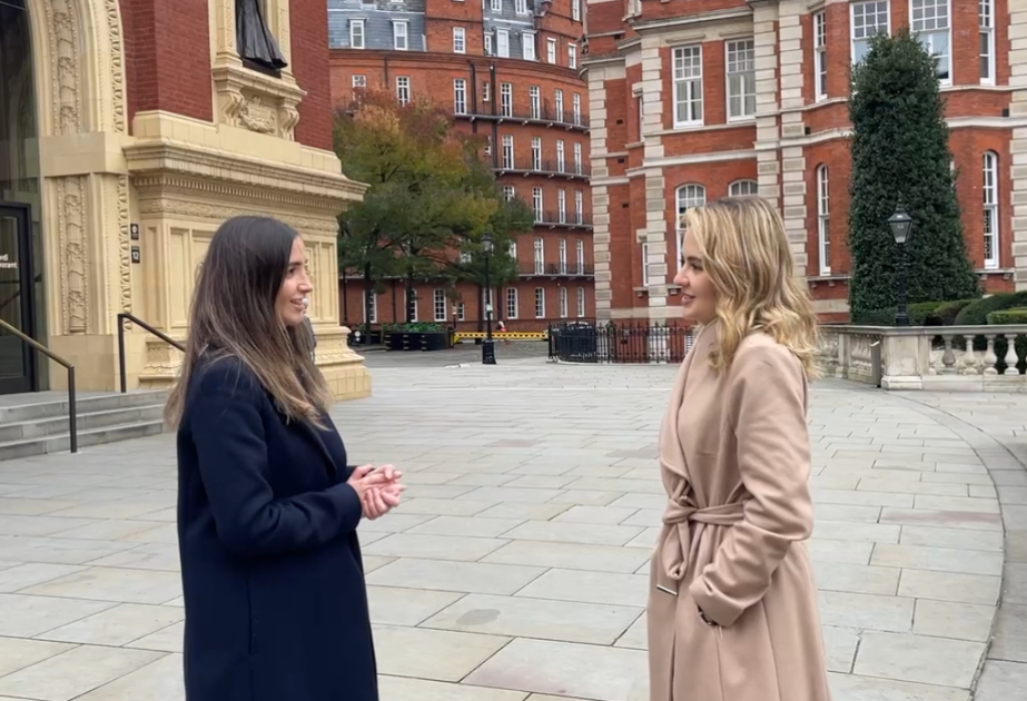 Londonda yaşayan azərbaycanlı skripkaçı: Xarici tamaşaçılar bizim musiqiyə böyük maraq göstərirlər VİDEO