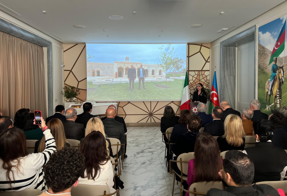 Los embajadores culturales de Azerbaiyán se reúnen en Roma