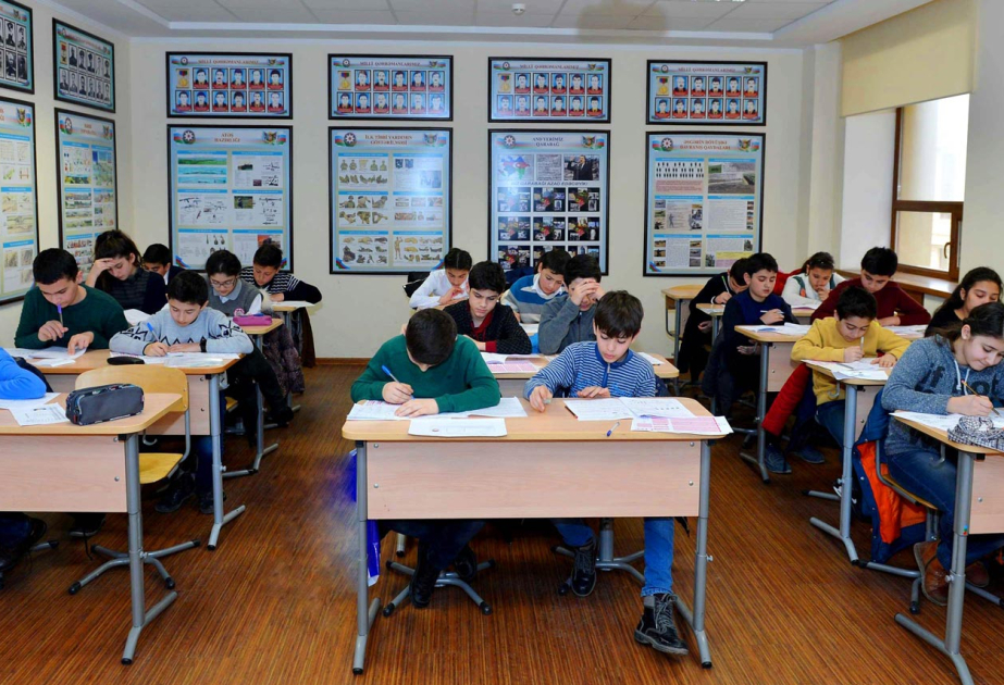 Fənn müsabiqələrində paytaxt məktəblərindən 35 şagird qalib olub