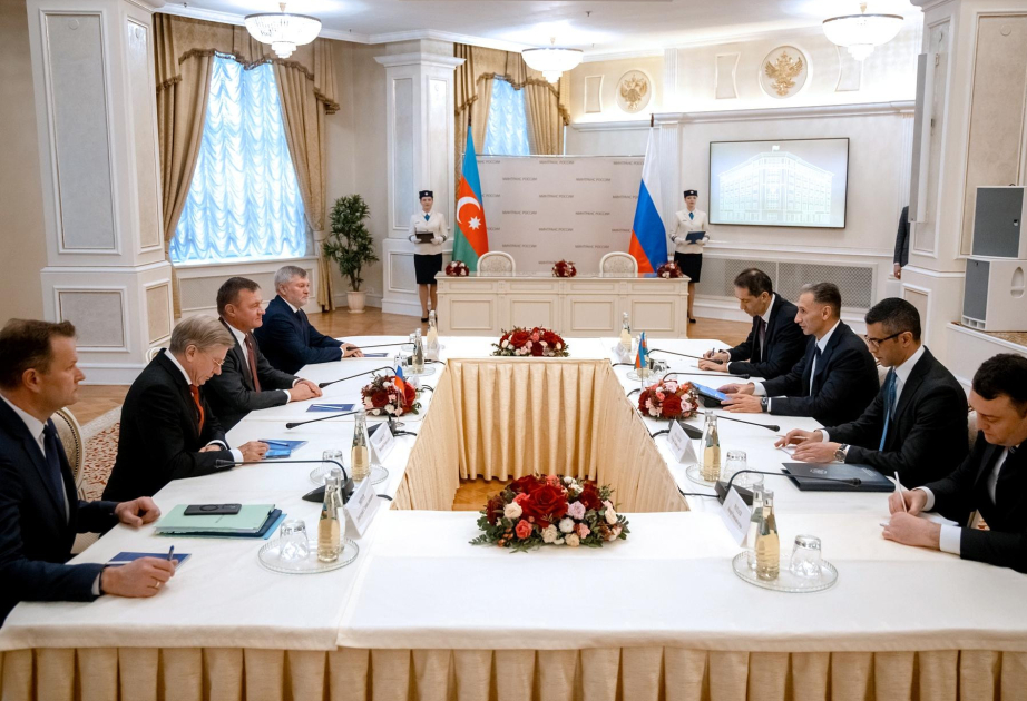 Azerbaiyán y Rusia firman un acuerdo de cooperación para el desarrollo del transporte de mercancías en tránsito