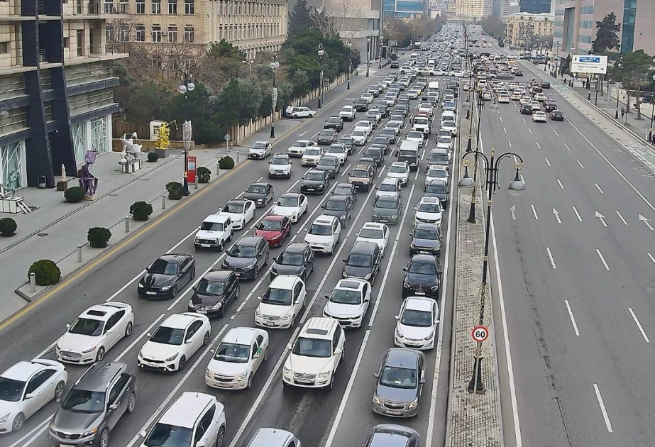 Bakının hansı küçələrində sıxlıq var?