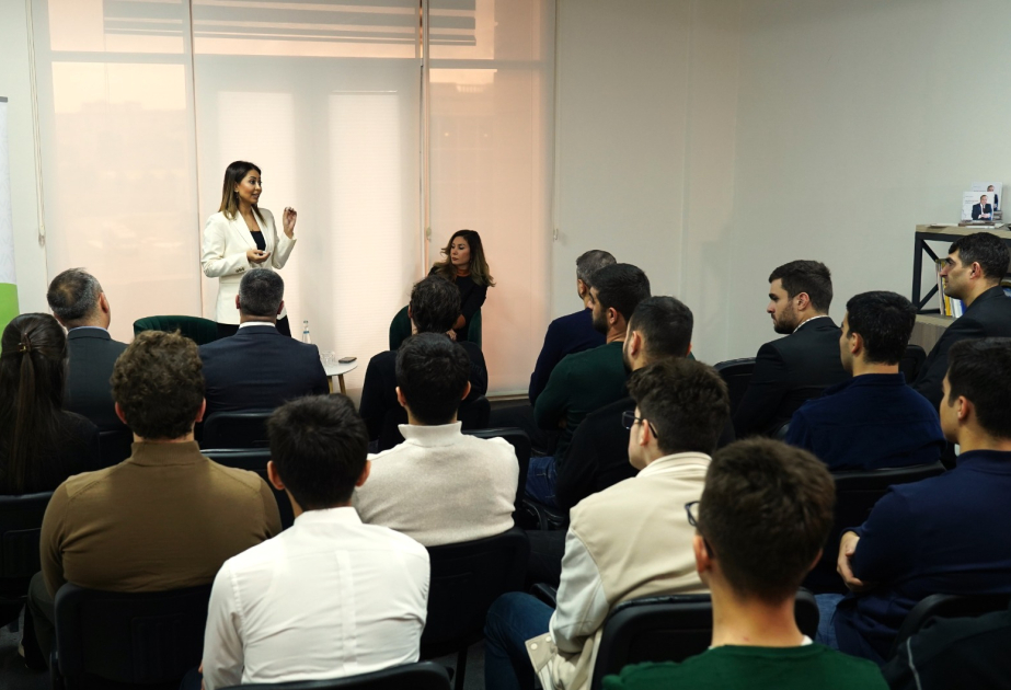 Üzgüçülər üçün “Narkomaniyanın mənəvi və fiziki zərərləri” mövzusunda seminar keçirilib