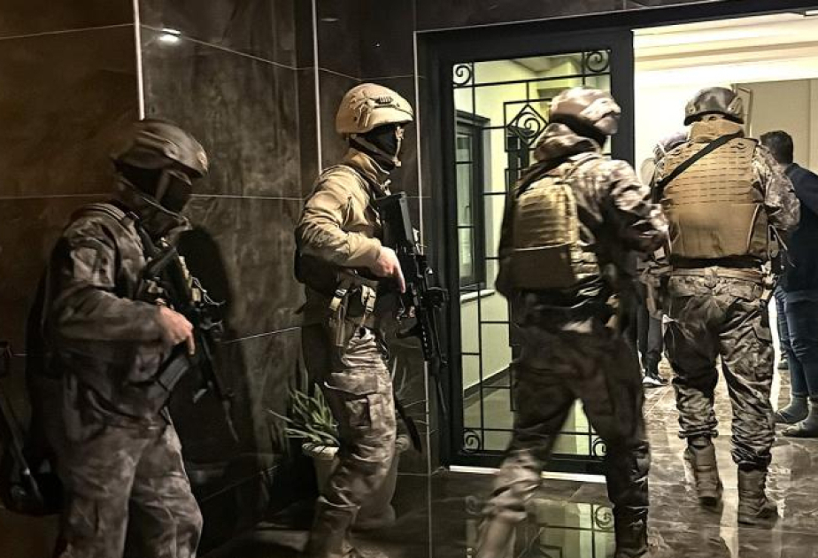 Türkiyənin Daxili İşlər Nazirliyi: Üç həftə ərzində İŞİD terrorçuları ilə əlaqədə olmaqda şübhəli bilinən 182 nəfər saxlanılıb