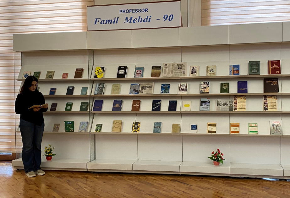 Milli Kitabxanada “Professor Famil Mehdi – 90” adlı kitab sərgisi açılıb