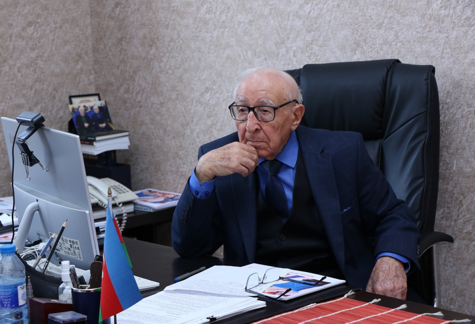 Akademik: Süni intellekt texnologiyalarının tətbiqi ilə böyük nailiyyətlər əldə edə bilərik