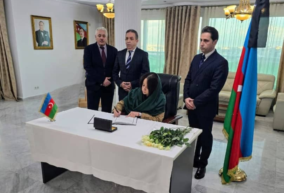 سفارة أذربيجان في الجزائر تفتح كتاب العزاء