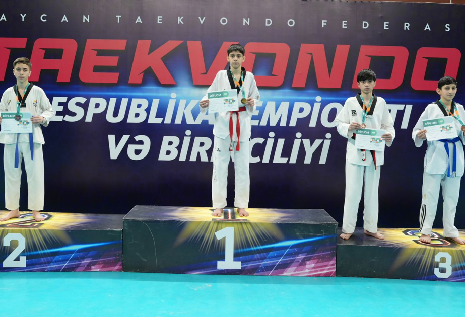 Yeniyetmə taekvondçular arasında keçirilən Azərbaycan çempionatı və ölkə birinciliyində mükafatçılar bəlli olub