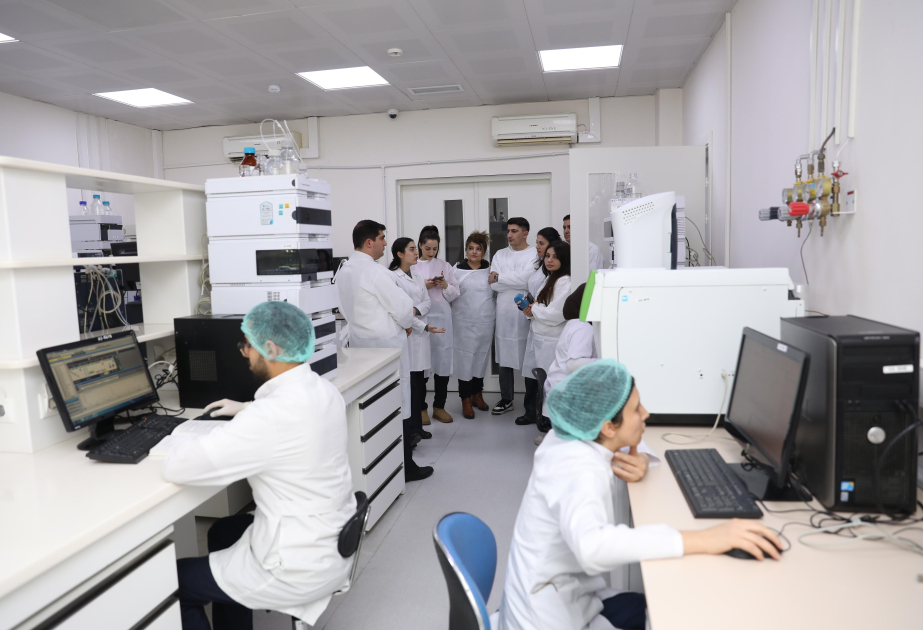 AQTİ-nin laboratoriyalarına növbəti mediatur təşkil olunub