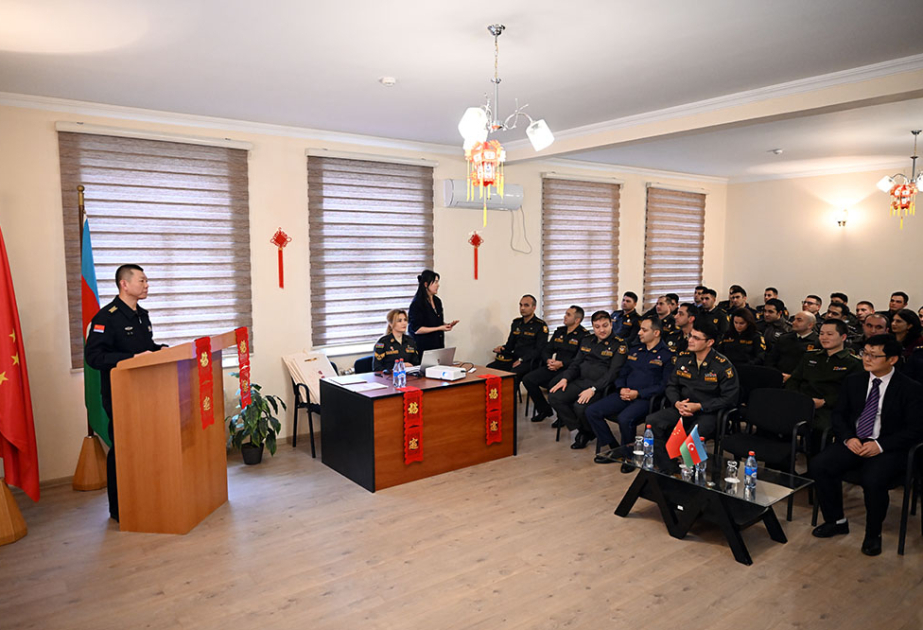“Çin dili” kursunun buraxılış mərasimi olub