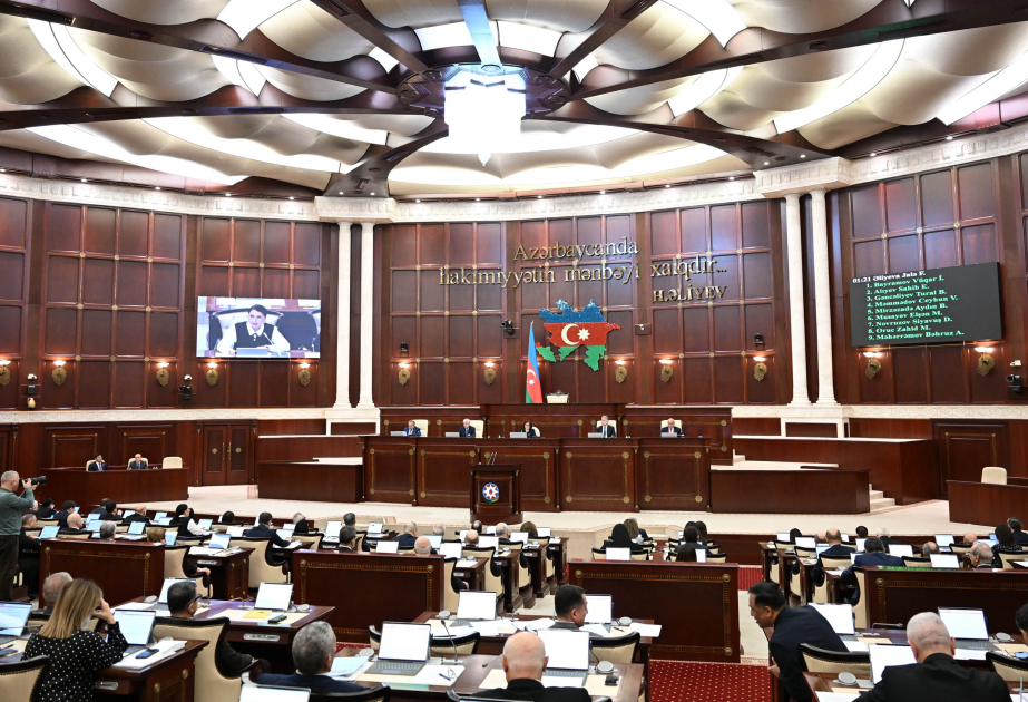 “Azərbaycan Respublikasının İnsan hüquqları üzrə müvəkkili (ombudsman) haqqında” Qanuna dəyişiklik edilir