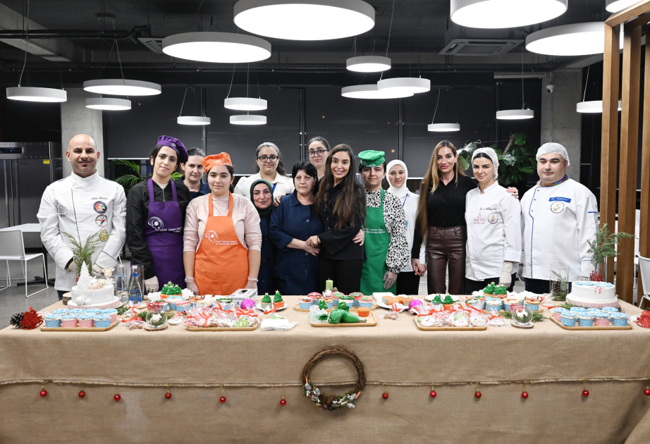 Leyla Aliyeva et Arzou Aliyeva visitent le Centre de développement inclusif et de créativité DOST