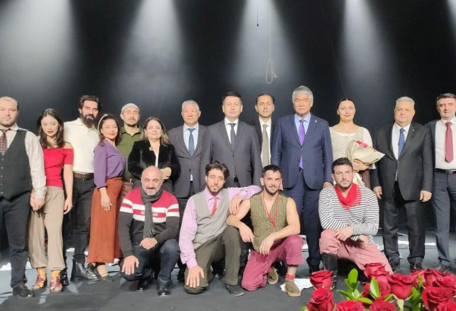 Azərbaycan Dövlət Pantomim Teatrı Qırğızıstanda qastrolda olub