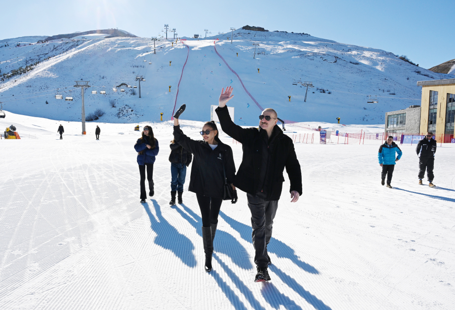 President Ilham Aliyev reviews newly built Lakeside Hotel and ongoing Ski Club construction within Shahdag Tourism Complex VİDEO