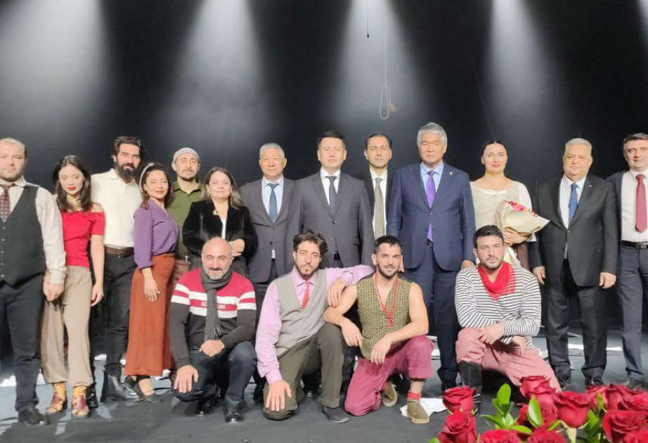 阿塞拜疆国家哑剧剧院在吉尔吉斯斯坦巡演