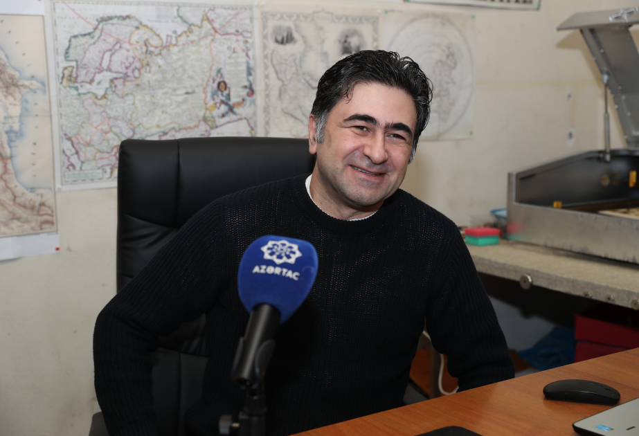 İzzət Muxtarov: Taxta üzərində oyma işi mənə zövq verir