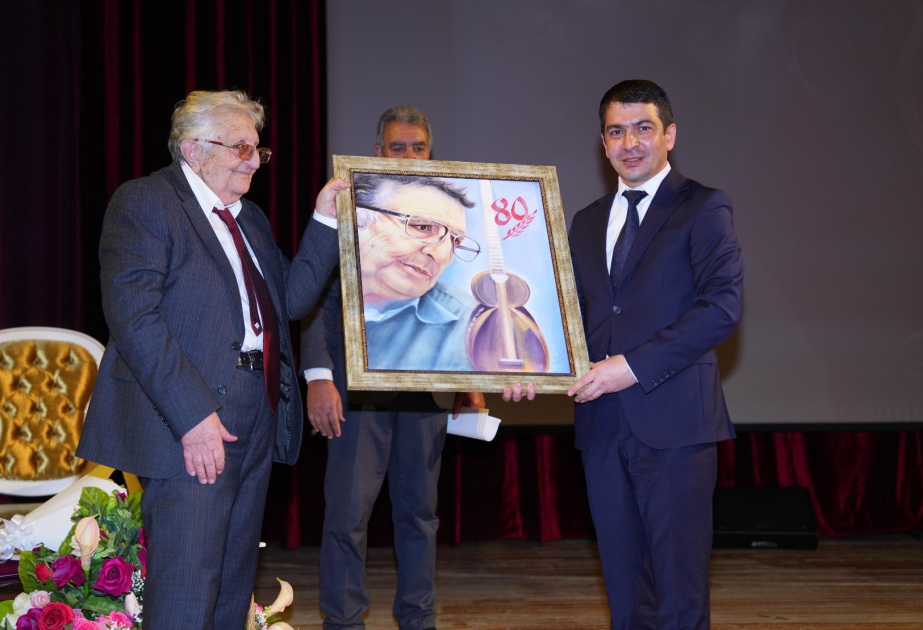 Görkəmli tarzən Əkrəm Məmmədlinin 80 illik yubileyi qeyd olunub