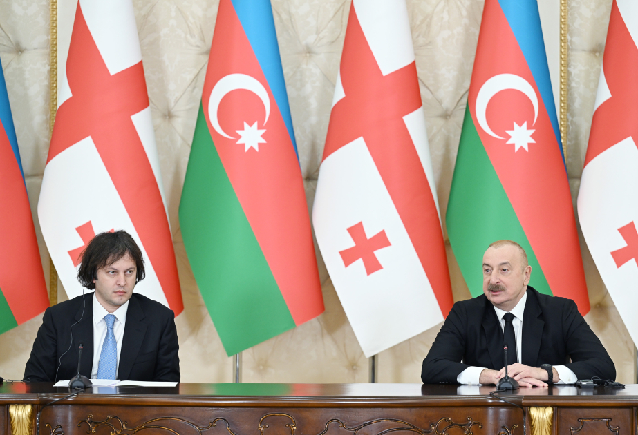 Le président Aliyev et le Premier ministre Kobakhidze font des déclarations à la presse VIDEO