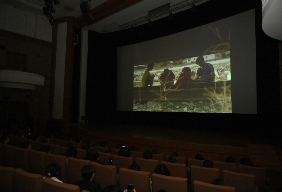 Nizami Kino Mərkəzində dövlət dəstəyi ilə lentə alınmış filmlərin təqdimatı olub